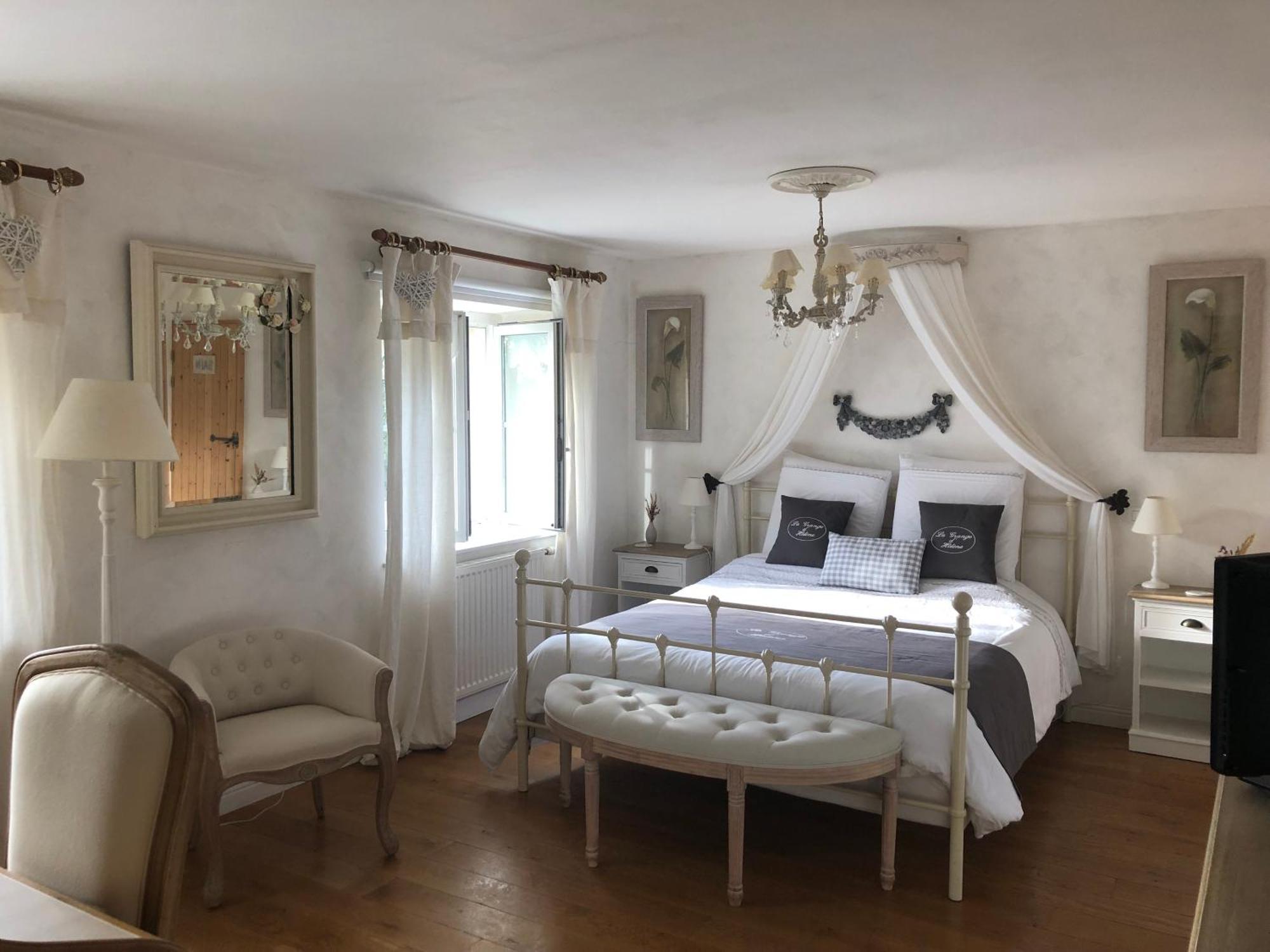Bed and Breakfast La Grange d'Hélène Cholet Exterior foto